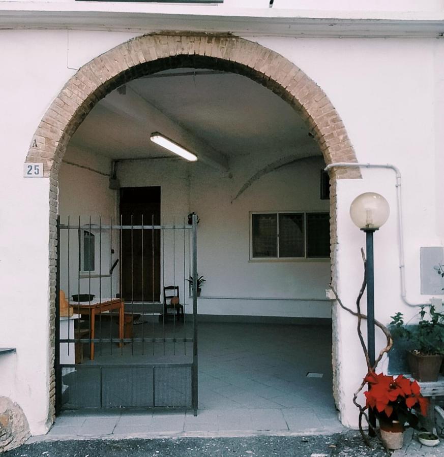 La Loggia Di Na Villa อัลเบงกา ภายนอก รูปภาพ