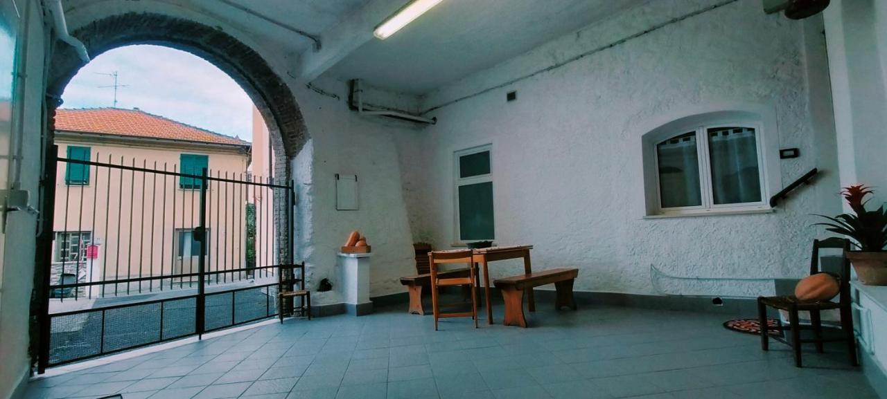 La Loggia Di Na Villa อัลเบงกา ภายนอก รูปภาพ
