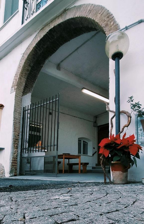 La Loggia Di Na Villa อัลเบงกา ภายนอก รูปภาพ